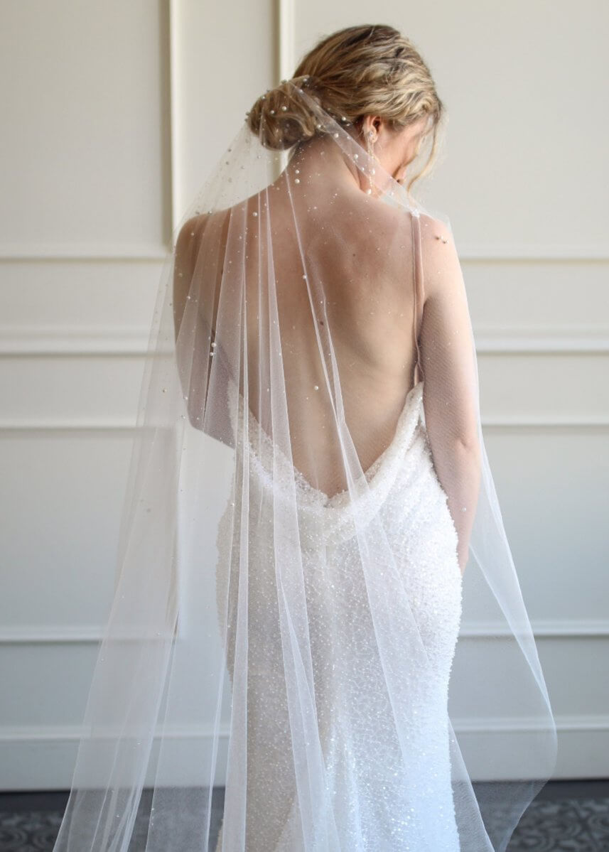 Delicate Dew Drop & Pearl Wedding Veil Elbow - 30 inches Delicate Dew Drop & Pearl Wedding Veil Elbow - 30 inches