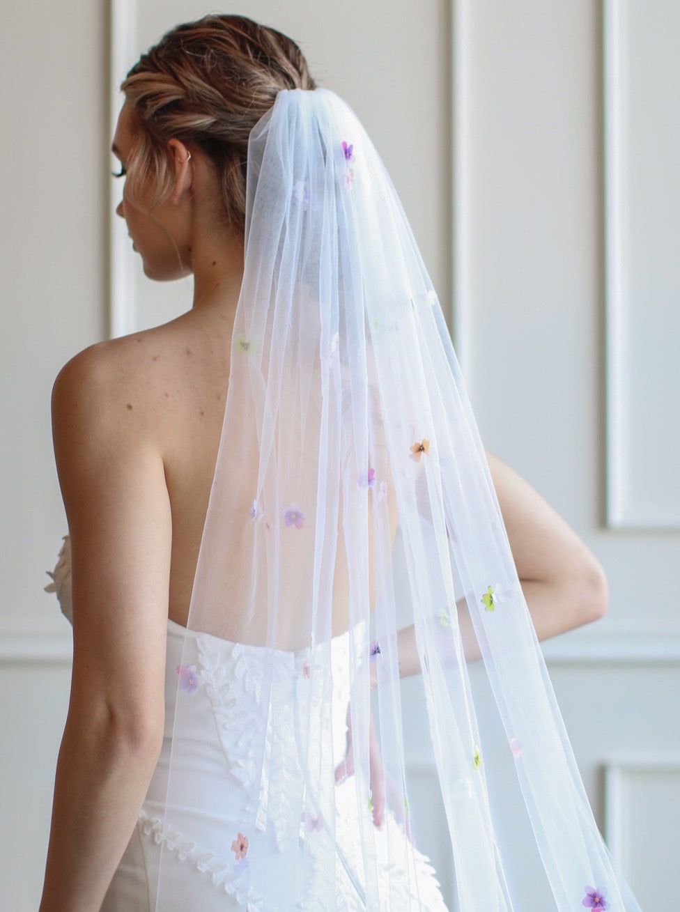 Scattered Colorful Floral Veil