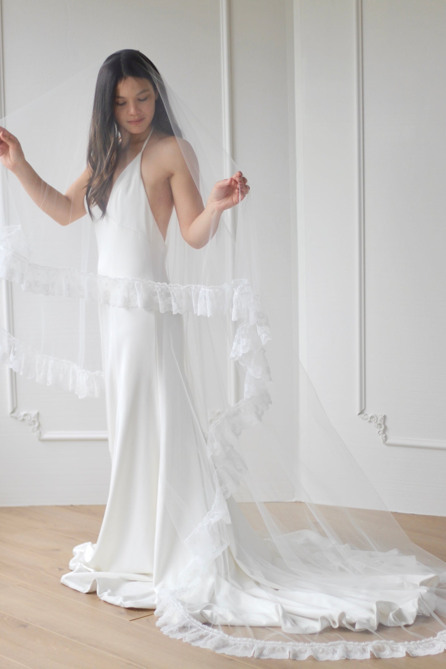 Ruffle Lace Drop Veil