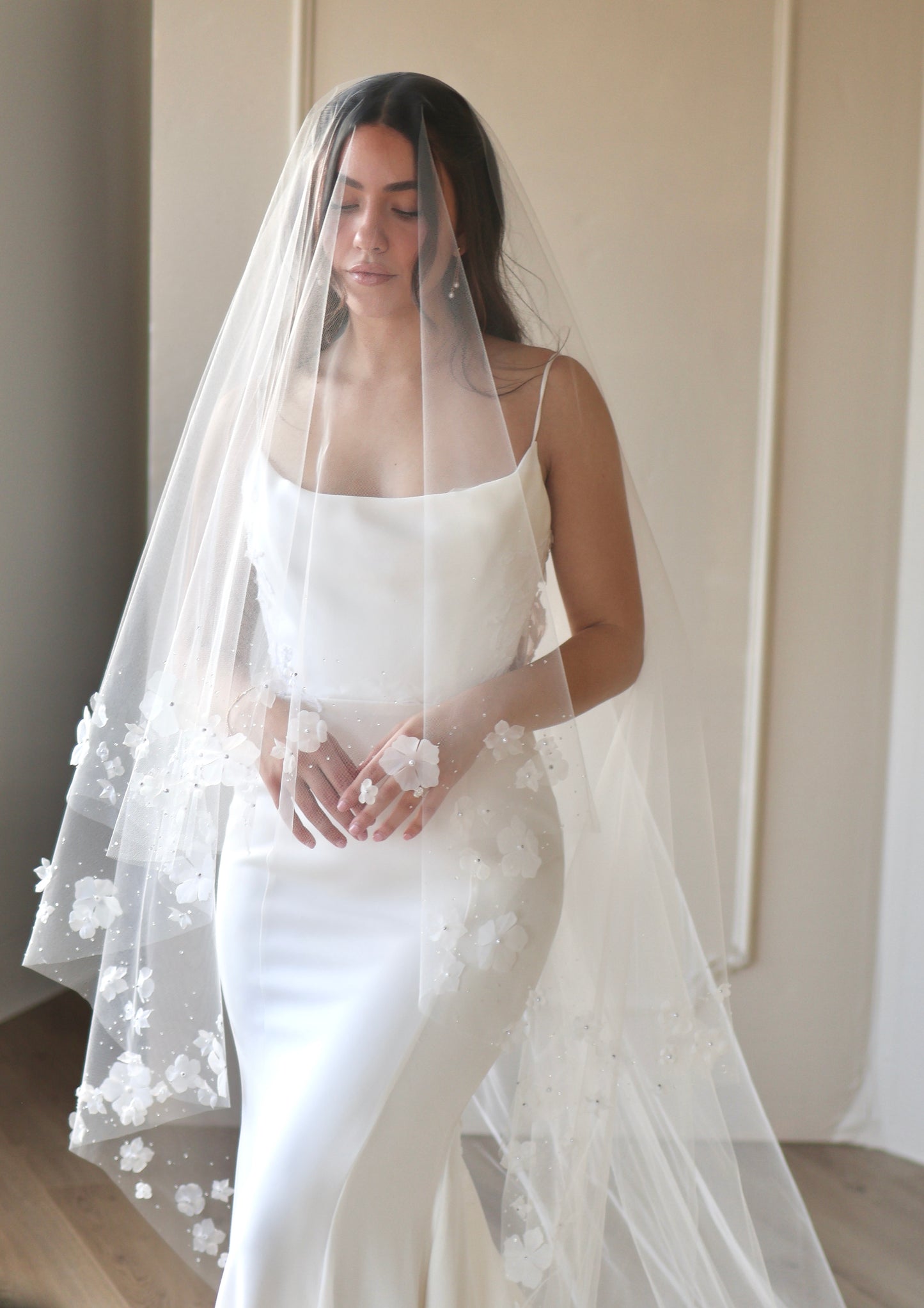 Dew Drop and Flower Edge Veil