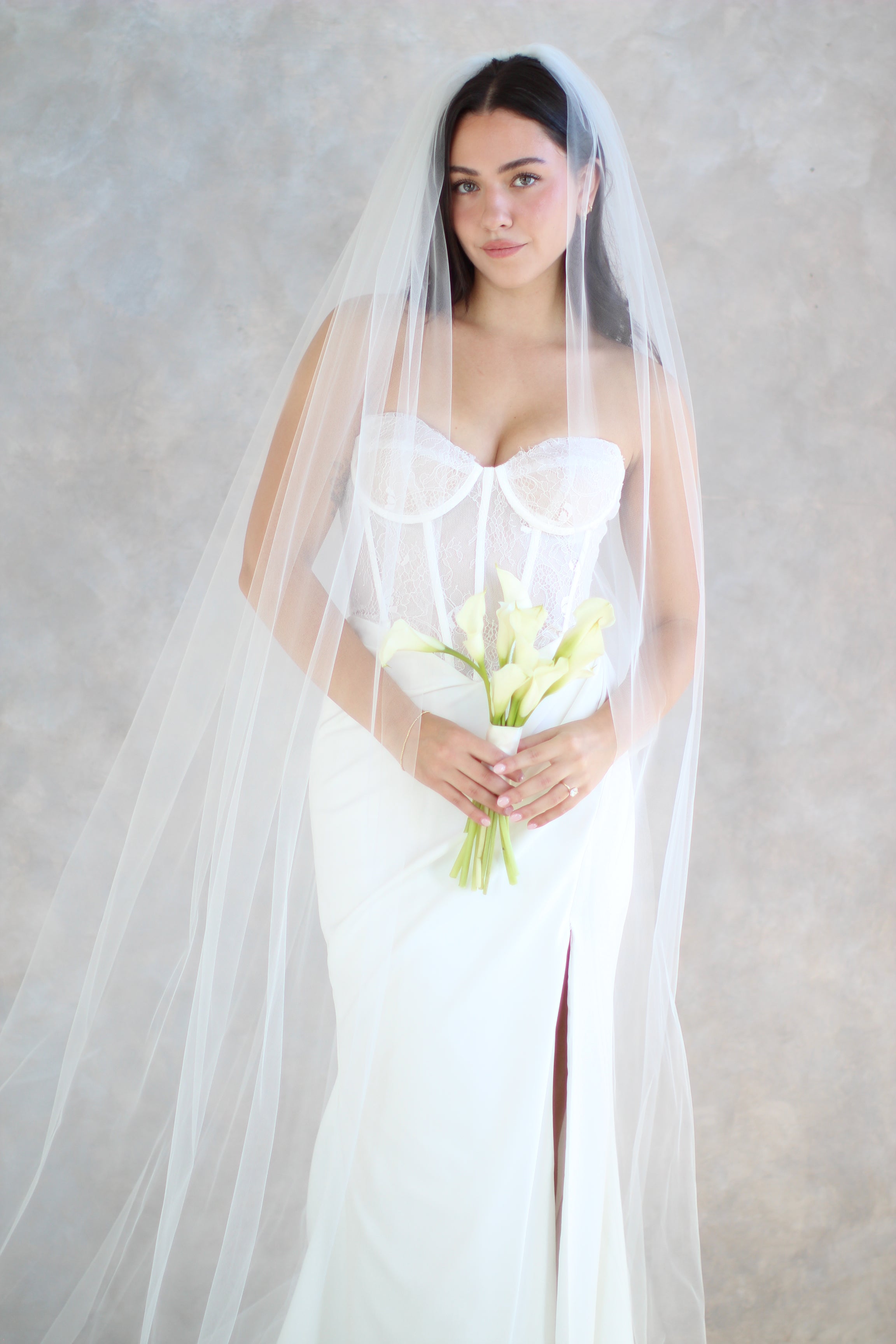 Airy Tulle Veil with Extra Volume - Full Cathedral Bridal Veil