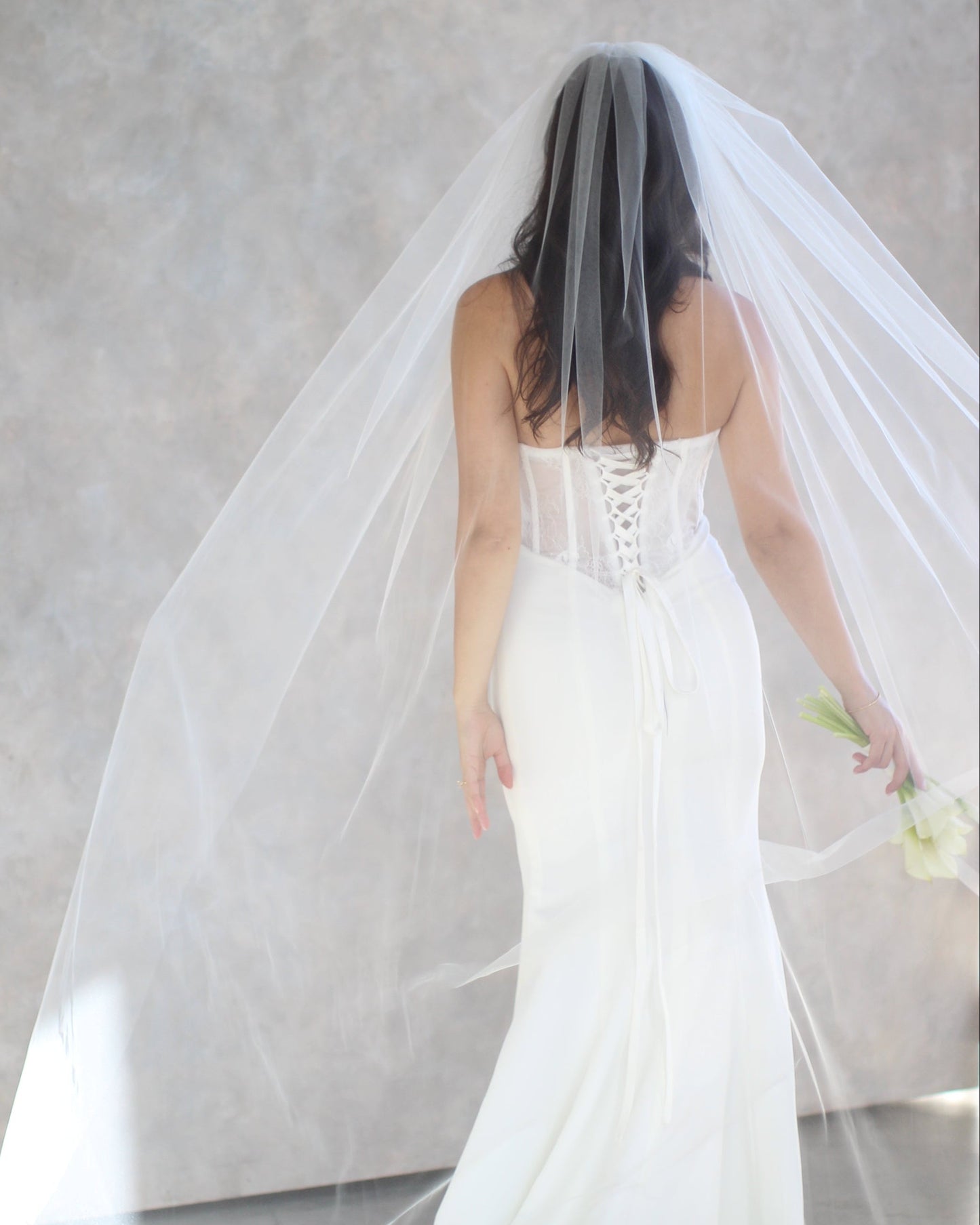 Airy Tulle Veil with Extra Volume