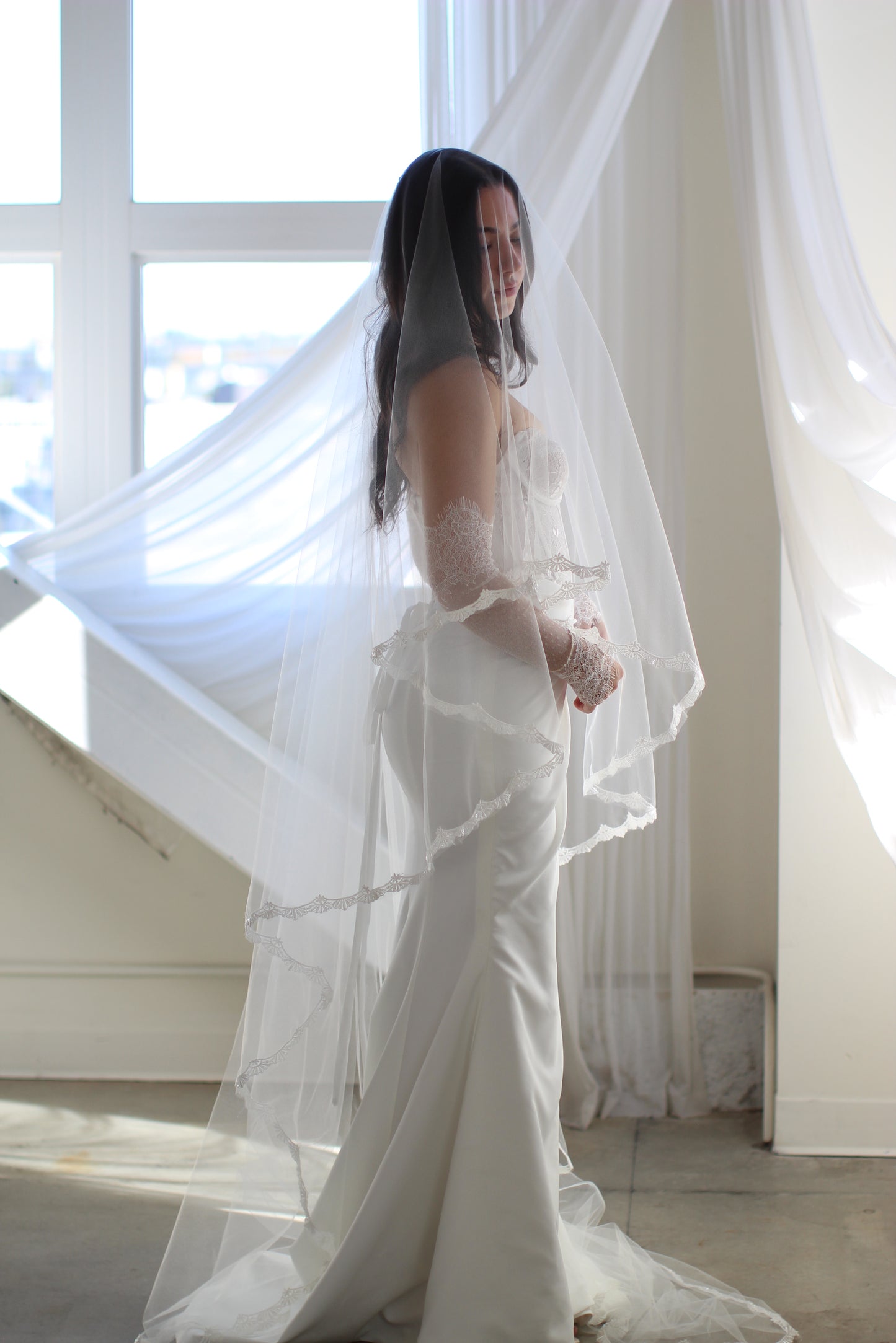 Hailey Lace Drop Veil