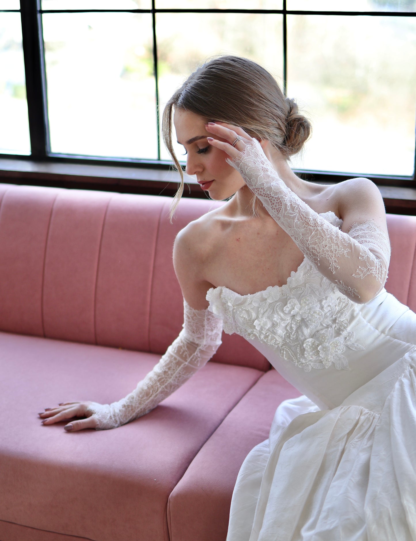 Delicate Vintage Lace Sleeves