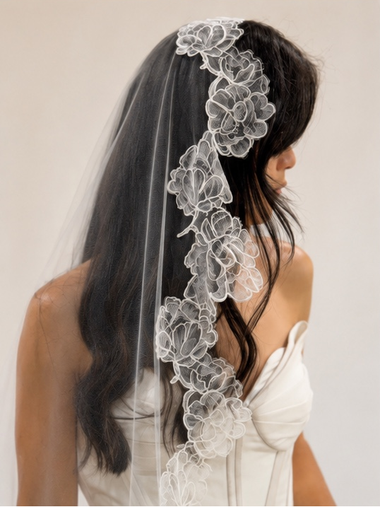 Magnolia Veil