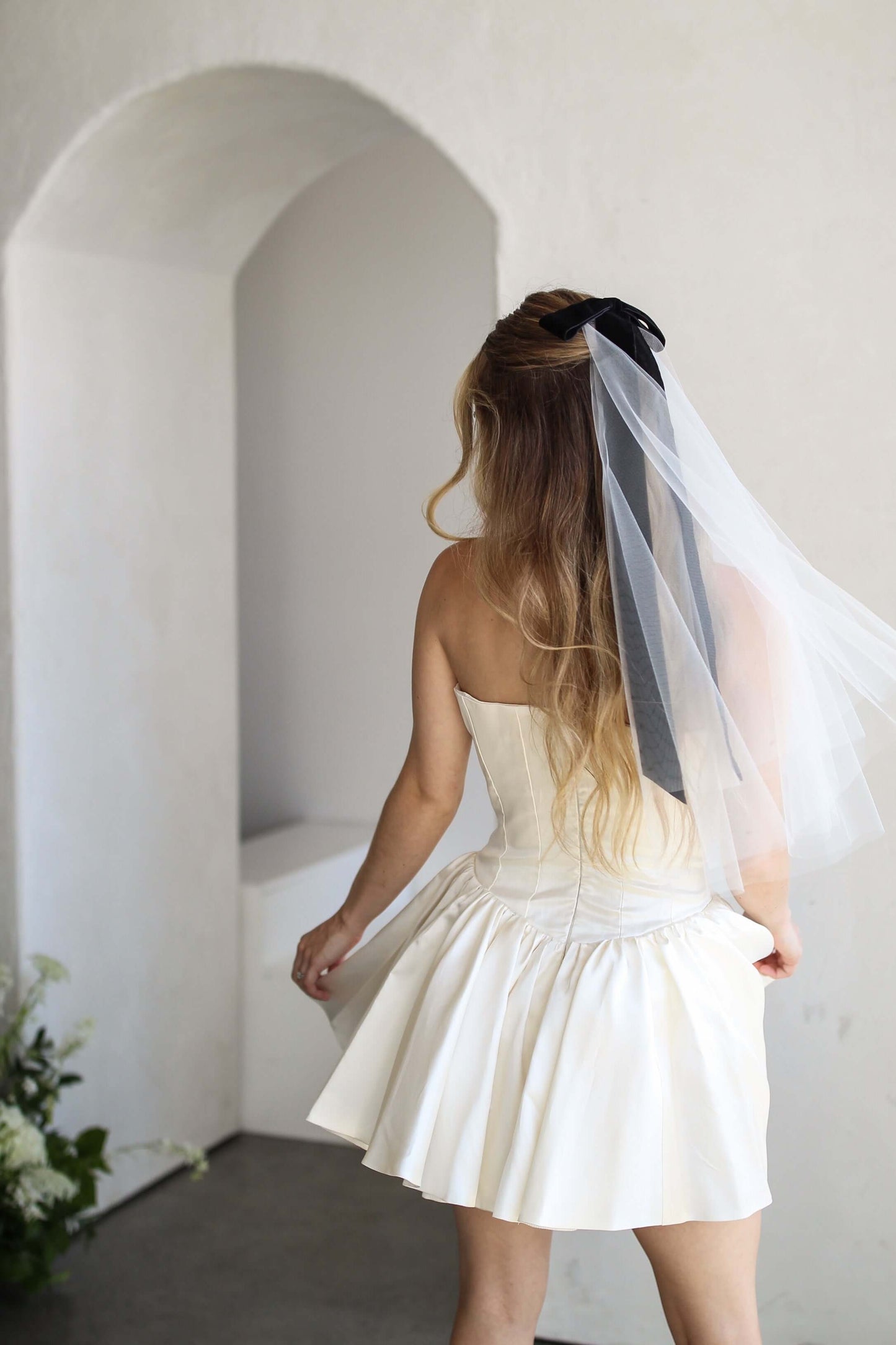 Double Layer Tulle Veil w/ Black Velvet Bow