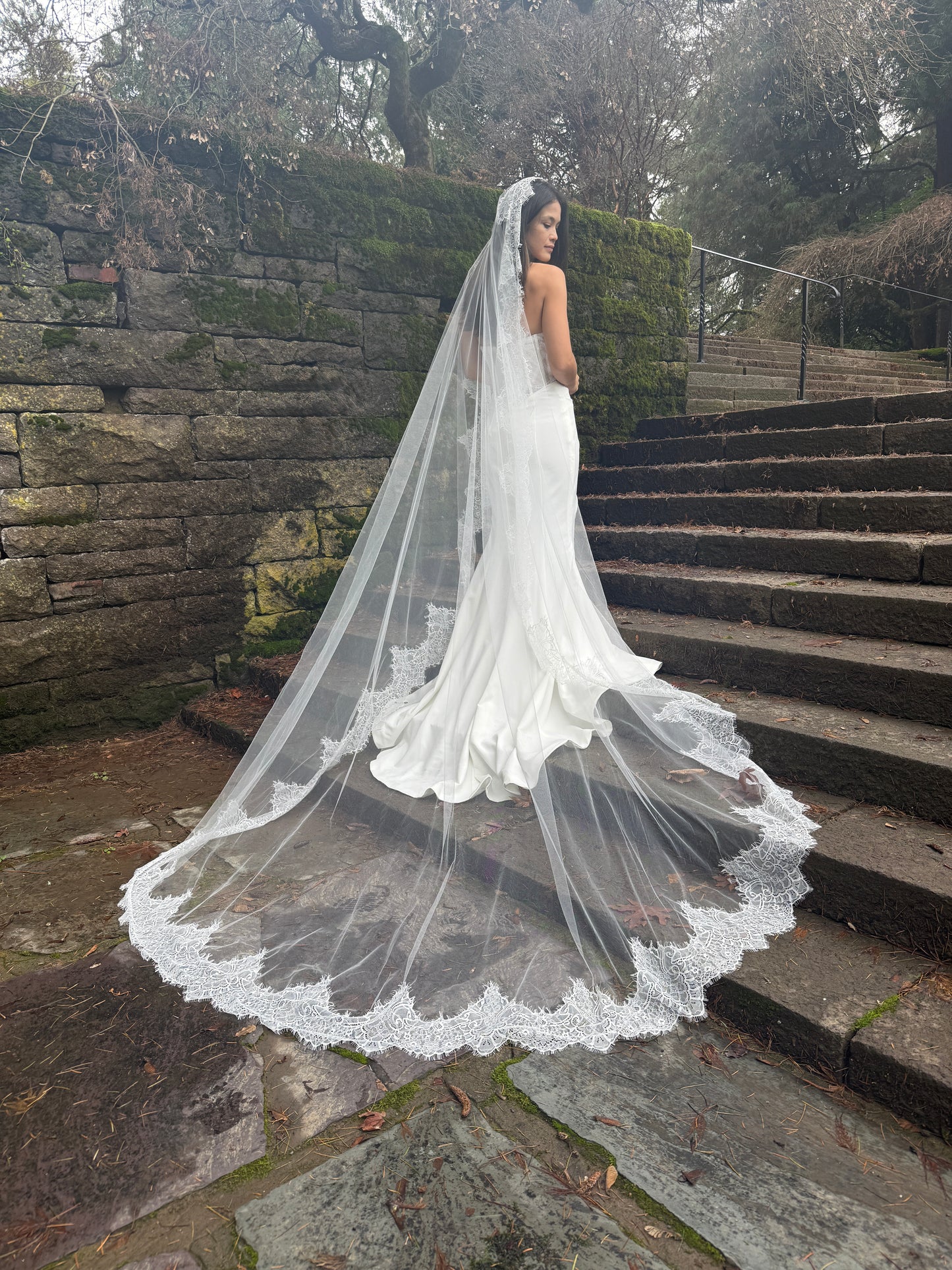 Thick Lace Mantilla Veil