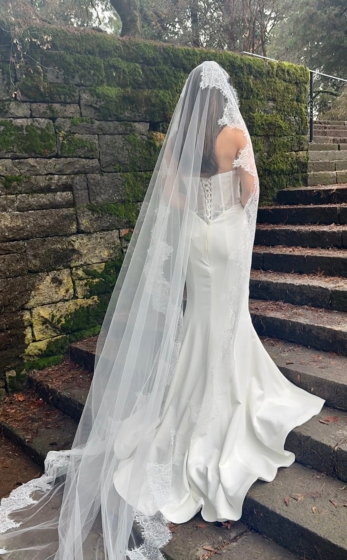 Thick Lace Mantilla Veil