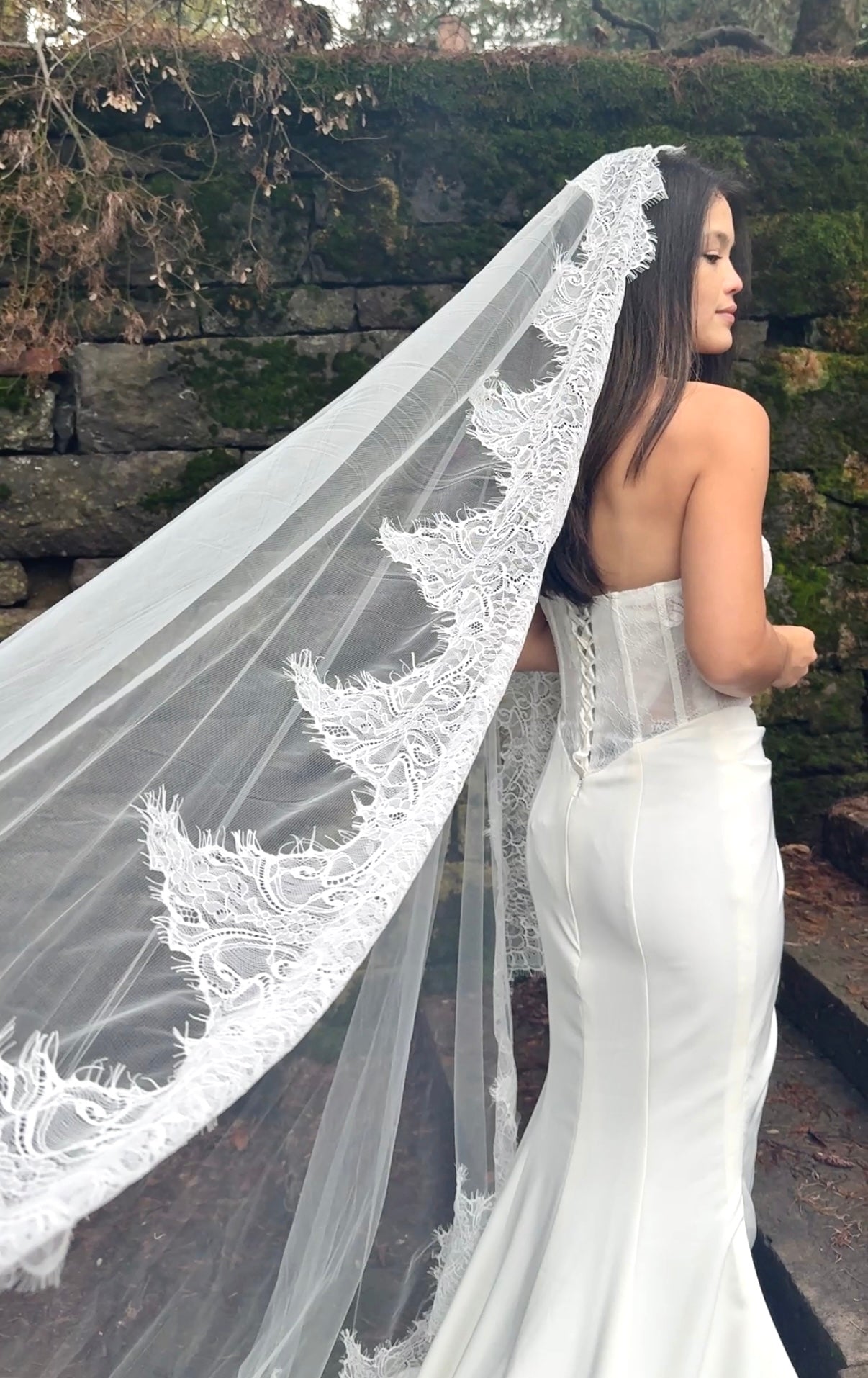 Thick Lace Mantilla Veil